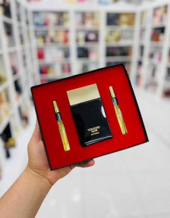 Tom Ford Noir Extreme Hediyelik Set